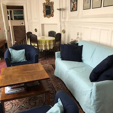 Le 35 Rue Coquilliere With Airport Pick-up Service Apartment *